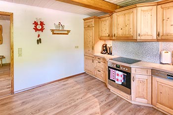 Große Wohnküche mit Essecke