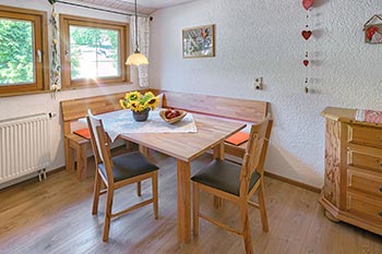 Große Wohnküche mit Essecke